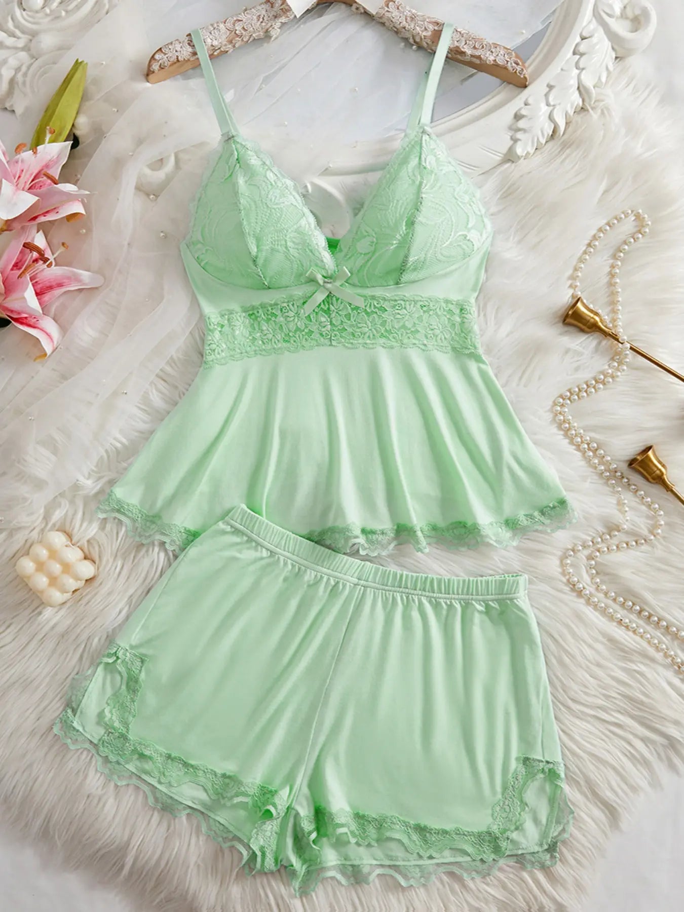 NINONERA Plain Lace Patchwork Bow Decor Cami Top & Shorts PJ Set — Green