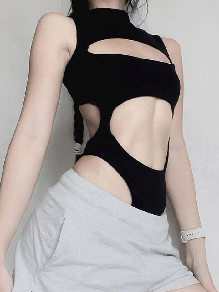 NINONERA Plain Minimalist Cut-Out Bodysuit